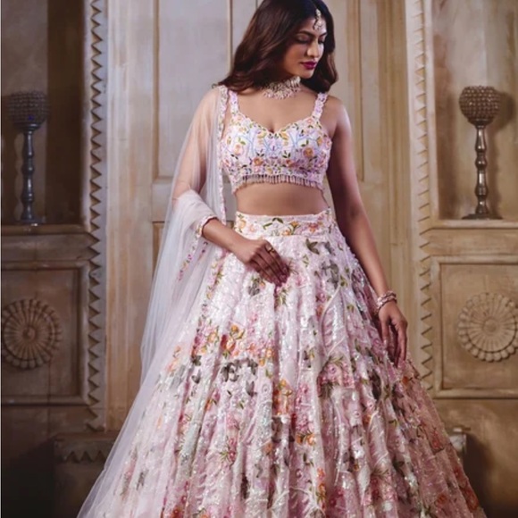 Pink flared bridal designer lehenga with all-over heavy floral embroidery - Picture 2 of 6